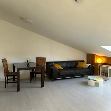 Coqueto Y Luminoso Atico En Amara Cerca Del Paseo Del Urumea Y Del Estadio De Anoeta San Sebastián