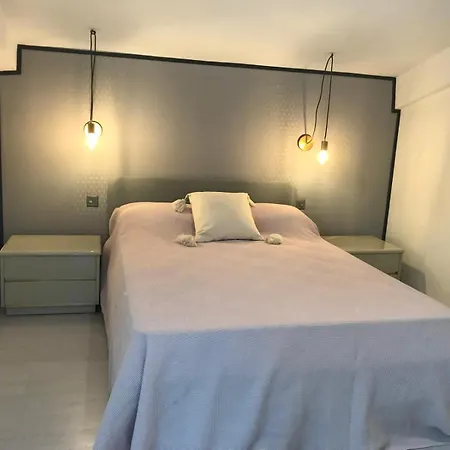 Apartmán Coqueto Y Luminoso Atico En Amara Cerca Del Paseo Del Urumea Y Del Estadio De Anoeta San Sebastián