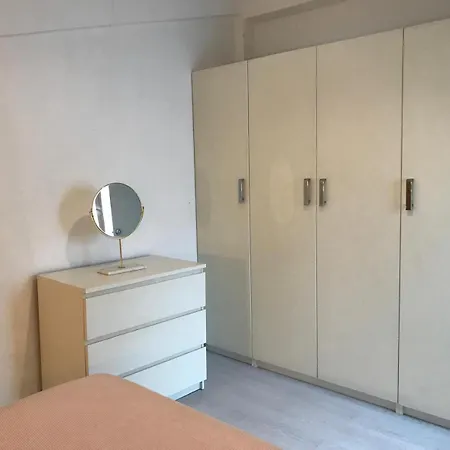 Coqueto Y Luminoso Atico En Amara Cerca Del Paseo Del Urumea Y Del Estadio De Anoeta Apartment *